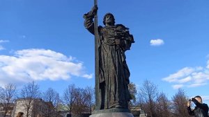 Панорама рядом со Святым Князем Владимиром.