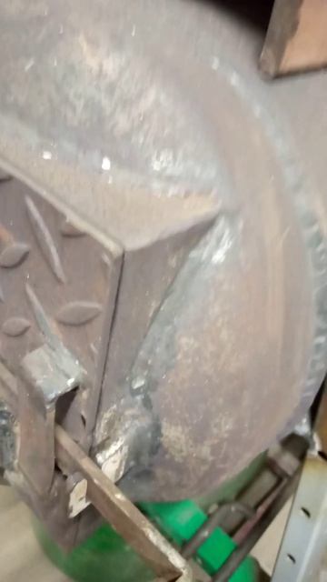 Супер быстрый нагрев буржуйки#тепло #буржуйка #печ #го? смотреть онлайн