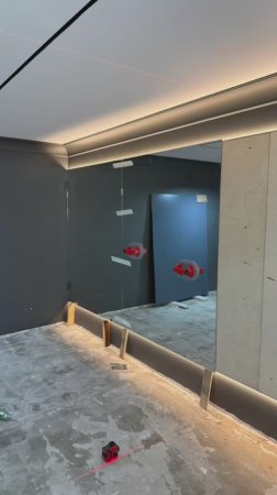 Облицовка стен зеркалом в пос.Балтым