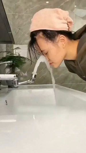 Полезное приспособление для крана