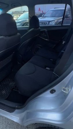 Toyota RAV4 Кроссовер 5 дв. Луна 2.0 MT 2006г