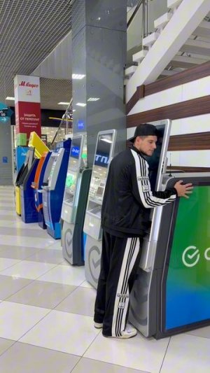 Подскажите, что не так делаю? 🤔