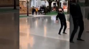 Пранк, розыгрыш. Кто дольше продержится.