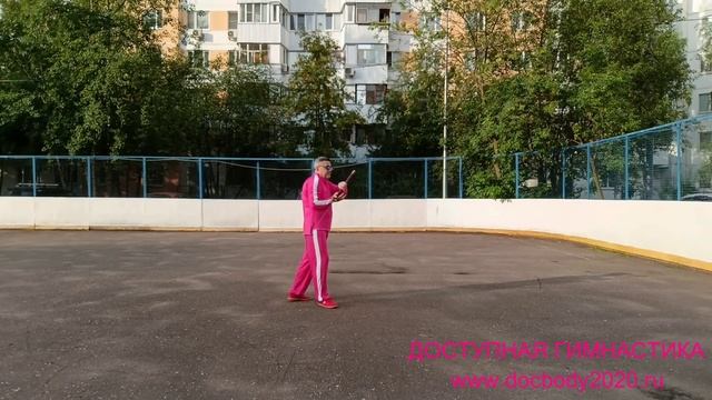 Разминка с двуручным тренировочным мечом (9)