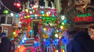 Рождество и Новый Год 2024 в Америке. Как украшают дома в