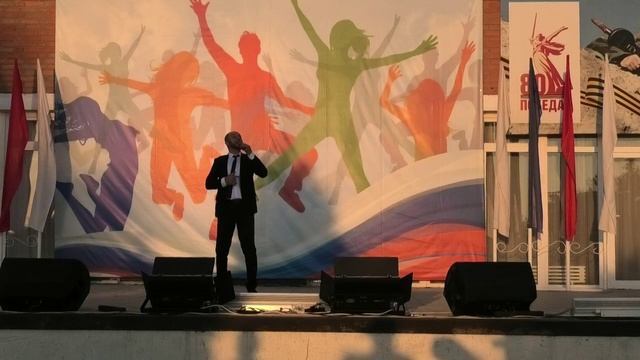 Праздничный концерт - Живёт в веках любовь и верность смотреть онлайн