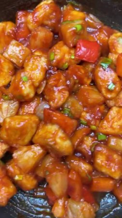 Курочка в кисло-сладком соусе по-гонконгски