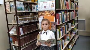 Ярыгина Варвара читает стихотворение К. Д. Бальмонта _Осень_