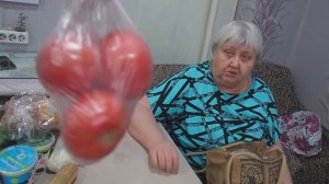 ПОТРАТИЛА ВСЮ ПЕНСИЮ НА ПРОДУКТЫ МУЖ И СЫН ТЕПЕРЬ БУДУТ МЕНЯ КОРМИТЬ Оброр продуктов