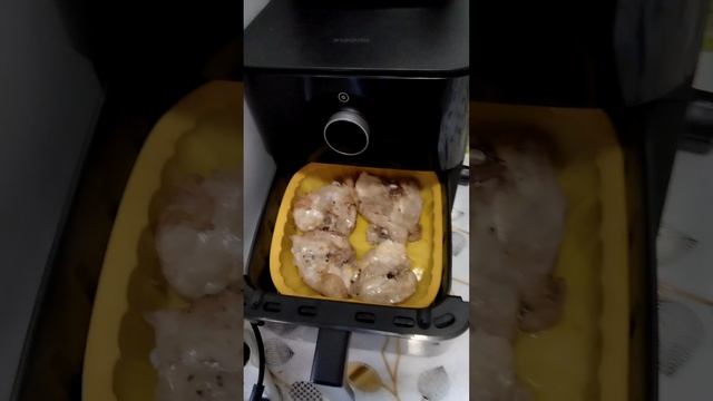 Бёдрышки в АЭРОГРИЛЕ смотреть онлайн