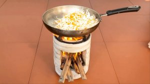 Мобильная дровяная мини печка из бутылок и цемента Своими руками для дома и дачи