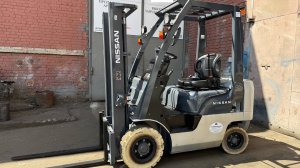 Газ/Бензиновый погрузчик б/у Nissan P1F1A15J (Япония)