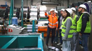 Сервисный металлоцентр "УПТК-65" распахнул свои двери для студентов бизнес-школы ИМИСП