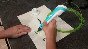 я нарисовал 3D ручкой пальму