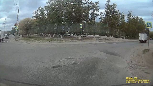 Видеорегистратор Mio MiVue 733. Дневная запись. Тест смотреть онлайн