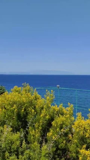 Вид на Эгейское море и город Кушадасы #shorts смотреть онлайн