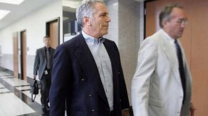 WSJ: Трамп подарил Эпштейну на юбилей эротический рисунок