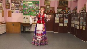 "В садочку гуляла"