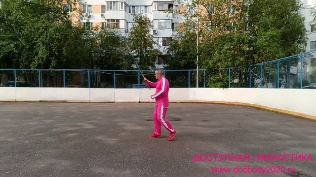 Разминка с двуручным тренировочным мечом (11)
