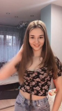 Кто бы хотелось себе такую подружку