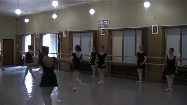 Pas jete - Allegro - Открытый урок - группа Mid - 02.07.2017 - CONSTANTA BALLET смотреть онлайн