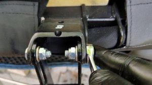 ABC.UAZ.LT.BH.41 Петли спинок задних сидений УАЗ Патриот