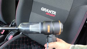 Обзор акумуляторного автомобильного пылесоса