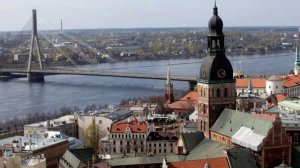 Латвия захотела выдворить тысячу россиян.