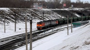 Тепловоз 2ТЭ10М-3576. На подъёме.