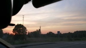 Вечер, дорога на дачу! Солнце с блинчик!
