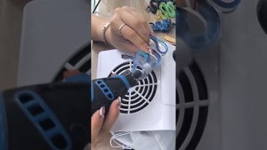 залипнуть на 3 минуты