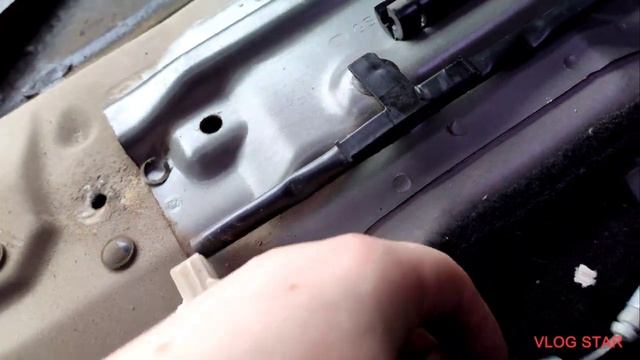 Разбор автомобиля Мазда 6 в кузове лифтбек для самостоятельной установки авточехлов смотреть онлайн