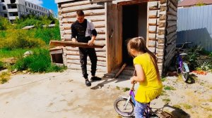 Сынок Игнат пришёл поработать у мамы)...Жизнь в деревне...Всё  без украс/ как есть..