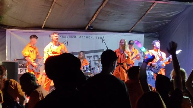 Последний Пионер на рок-фестивале "Генератор". Смотреть до конца. Б.Р.Б. и Е.Андреева с друзьями. смотреть онлайн