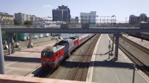 ЭП2К-051 с поездом №126 Тюмень-Новосибирск прибывает на станцию Новосибирск-Главный