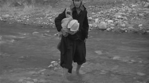 Буктрейлер по повести Ч.Айтматова "Первый учитель".mp4