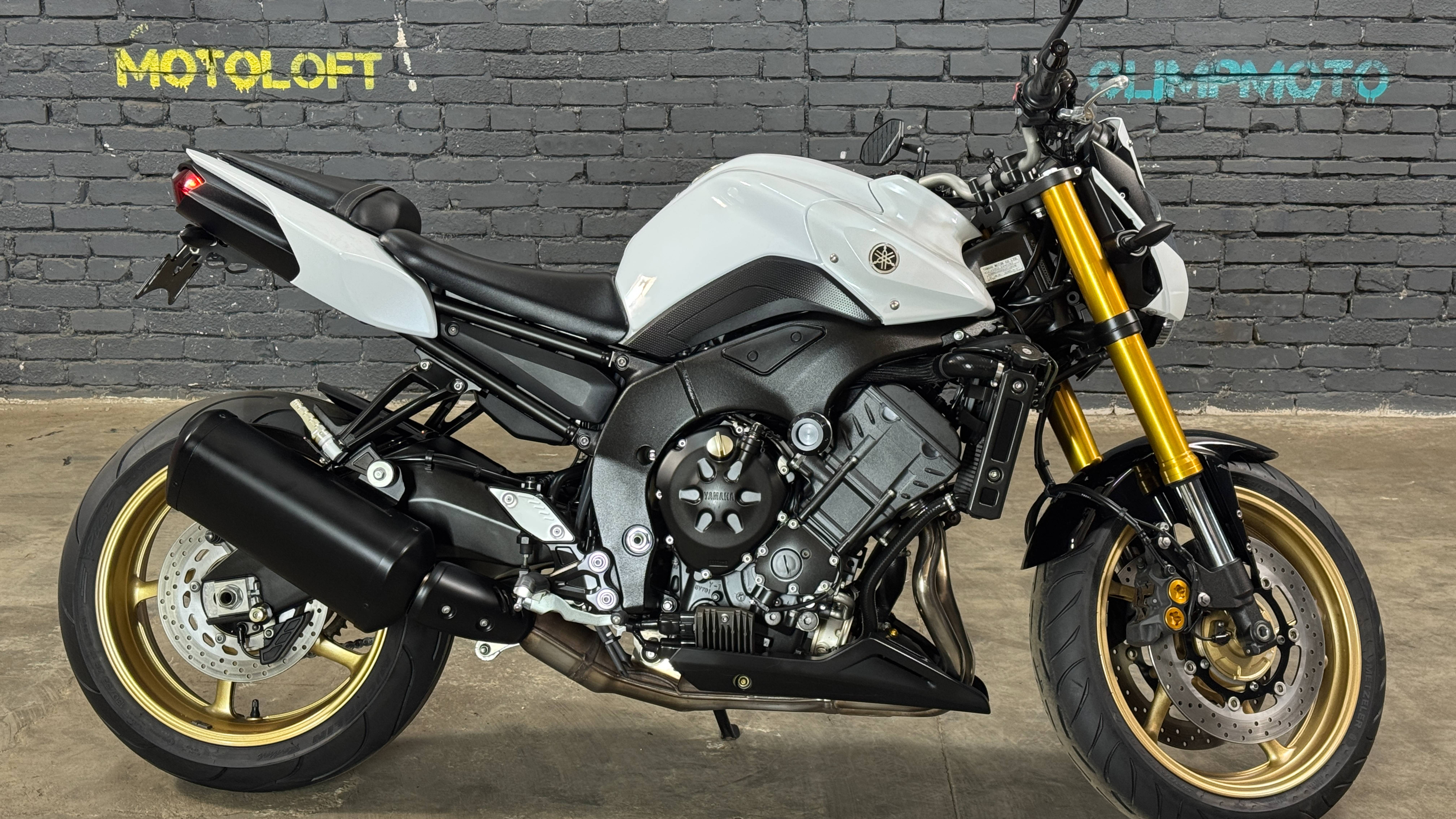 IMG_8072 смотреть онлайн