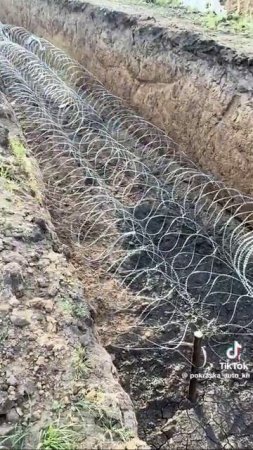 Подробная съемка хохла оборонительной линии украинских формирований в районе Краматорска.