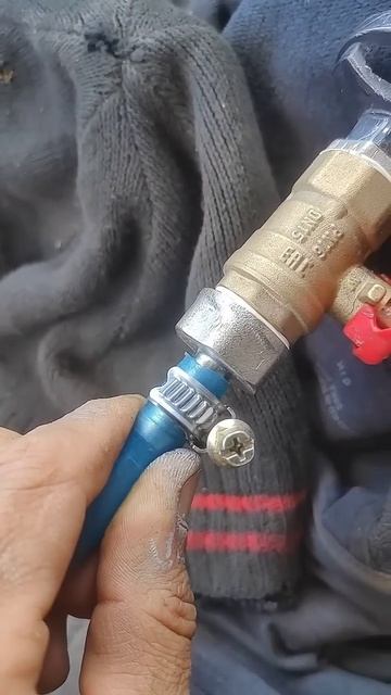 Супер пистолет "Евгений" для монтажной пены. Подетальный обзор смотреть онлайн