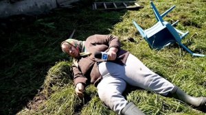 ИИ бабуля на дереве