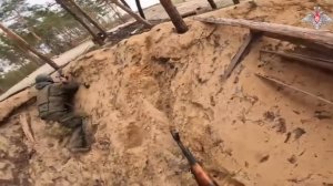 Использование наземных робототехнических комплексов для доставки грузов на позиции российских войск.