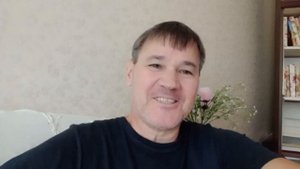 Две близняшки с Украины напали в Москве на полицейских. Били ногами и руками.