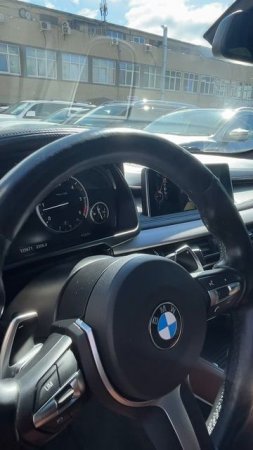 Обзор на BMW X6  кроссовер  40d 3.0d AT 2016г