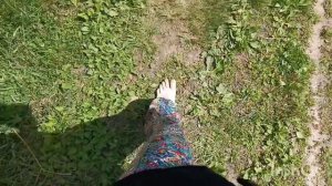 Хожу по траве босиком пока лето