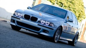 DCM 1:64 BMW E39 M5
Моя детская мечта в 90х!)