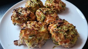 Очень вкусные гнёзда с фаршем, кабачком и картошкой
