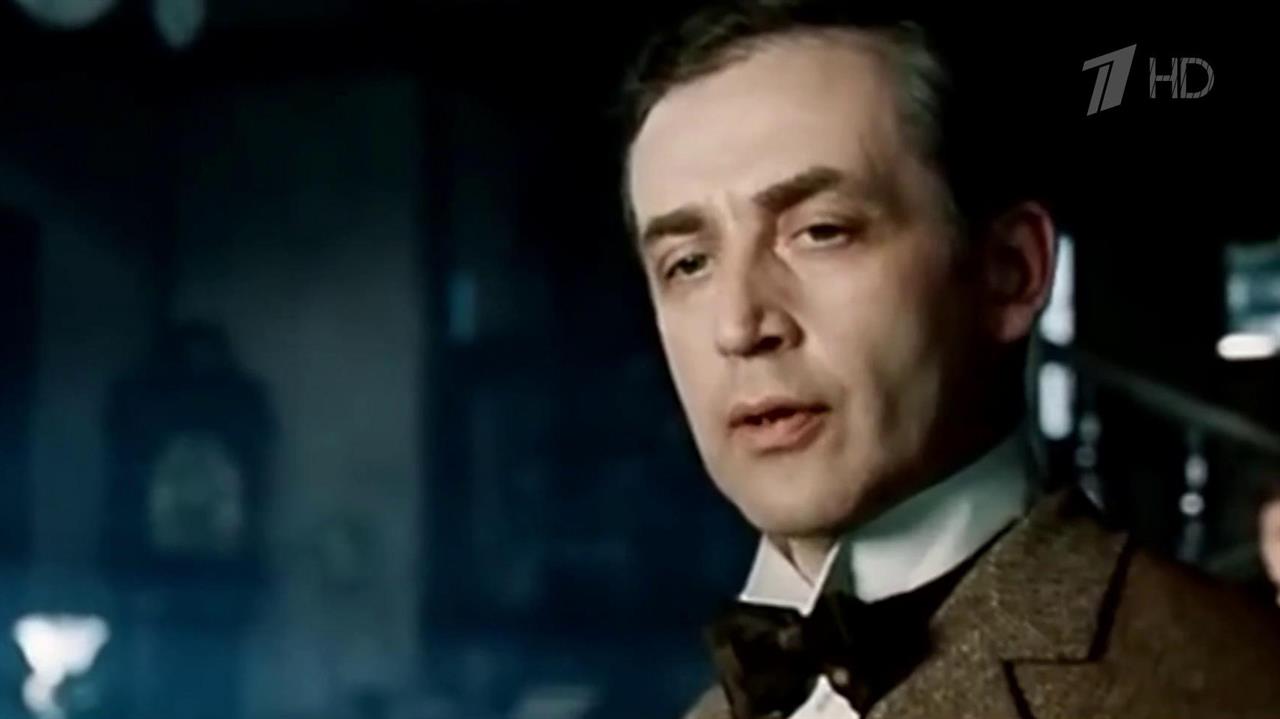 Народный артист РСФСР Василий Ливанов принимает поздравления с днем рождения