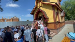 17 июля 2025г. в часовне царственных страстотерпцев читали акафист и окропляли прихожан водой