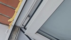 Промазка врешнего примыкания окна к откосу 19-07-2025