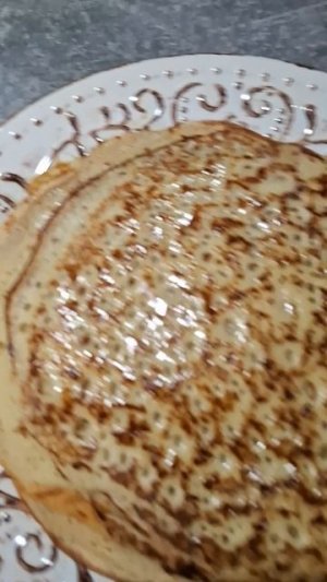 Блинчики с маслом на завтрак